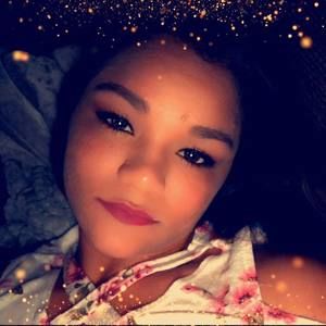 Meet your Posher, Justine